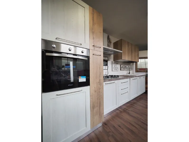Cucina modello  cucina shabby white easy  ed  effetto rovere Collezione esclusiva PREZZO SCONTATO 42%