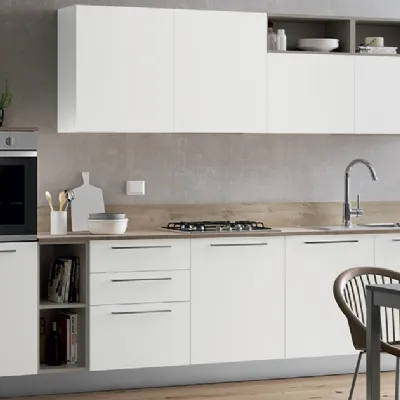 Cucina bianca moderna lineare Domino binco e castoro Primacucine