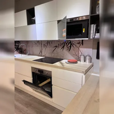 Cucina bianca moderna lineare Foodshelf Scavolini in offerta