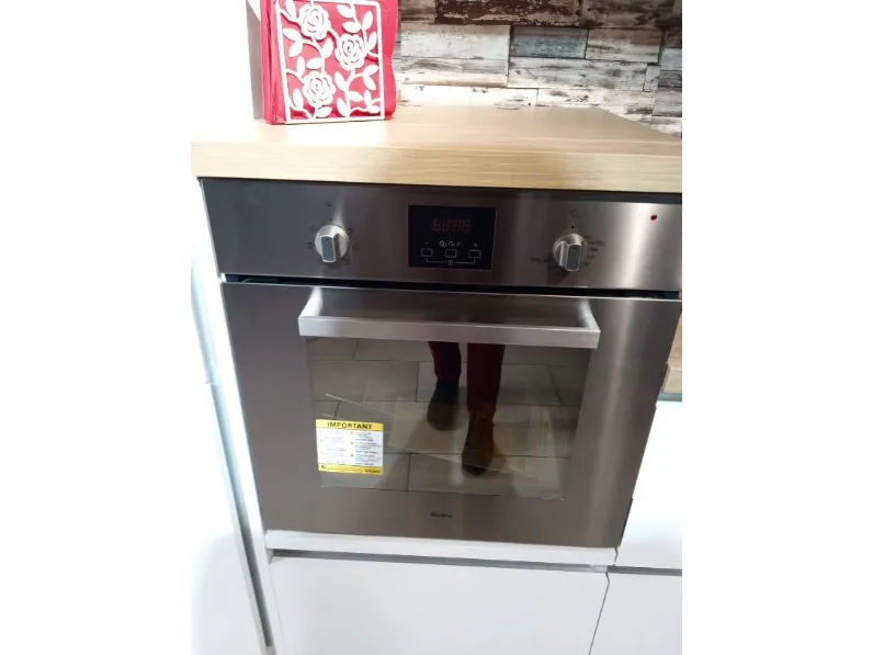 Cucina bianca moderna lineare Ginevra Aran