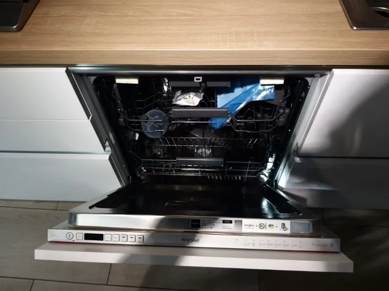 Cucina bianca moderna lineare Ginevra Aran