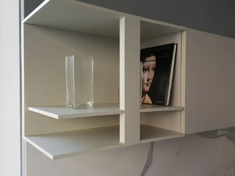 Cucina Dibiesse moderna lineare bianca in laccata opaco Play time gola