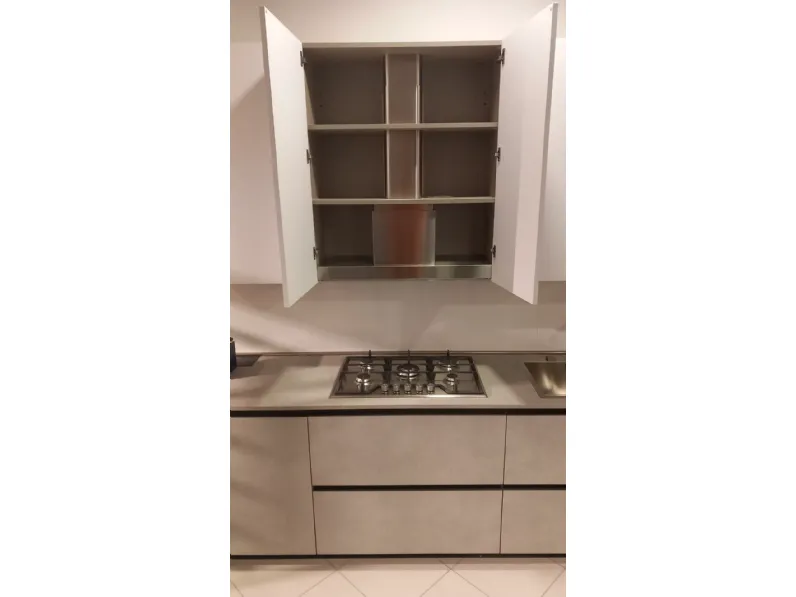 Cucina lineare in laccata opaco a prezzo scontato 46%