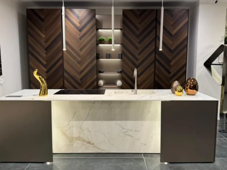 Cucina altri colori design con isola Binova Mantis a soli 26000 Euro