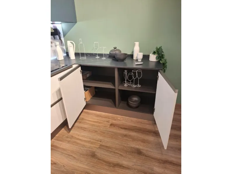 Cucina a PREZZI OUTLET in laminato materico Febal -50%