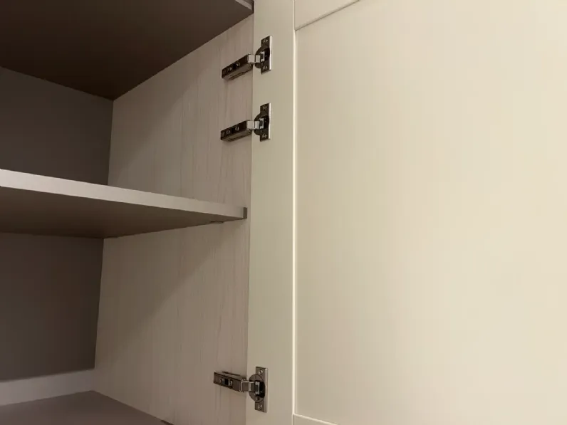 Cucina lineare in legno a prezzo scontato 51%