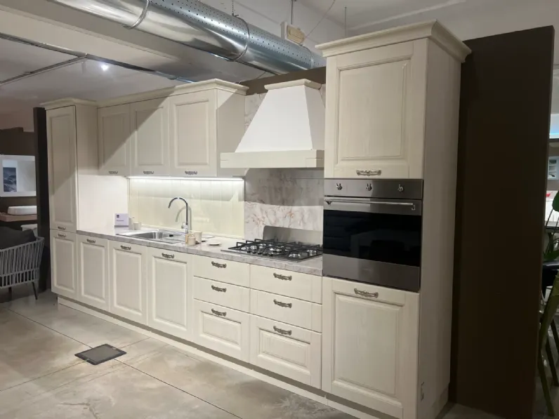 Cucina lineare in legno a prezzo scontato 51%