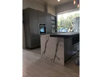Cucina antracite moderna con isola Scavolini Carattere a soli 13104 Euro