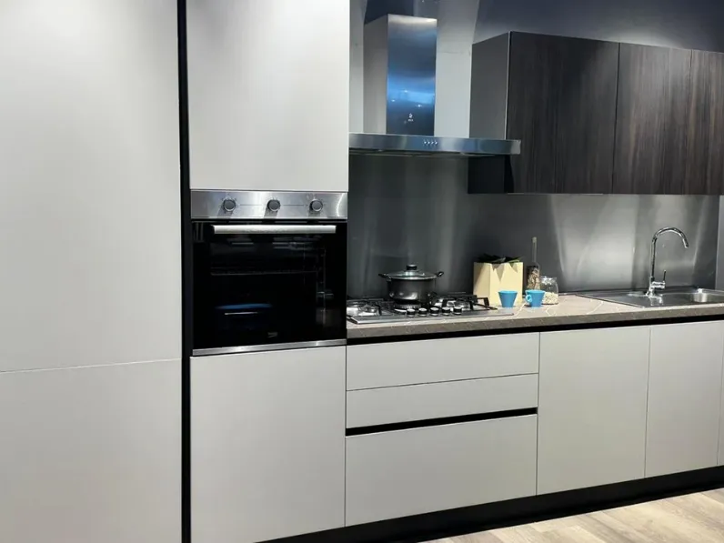 Cucina Carol lineare La casa moderna con un ribasso imperdibile