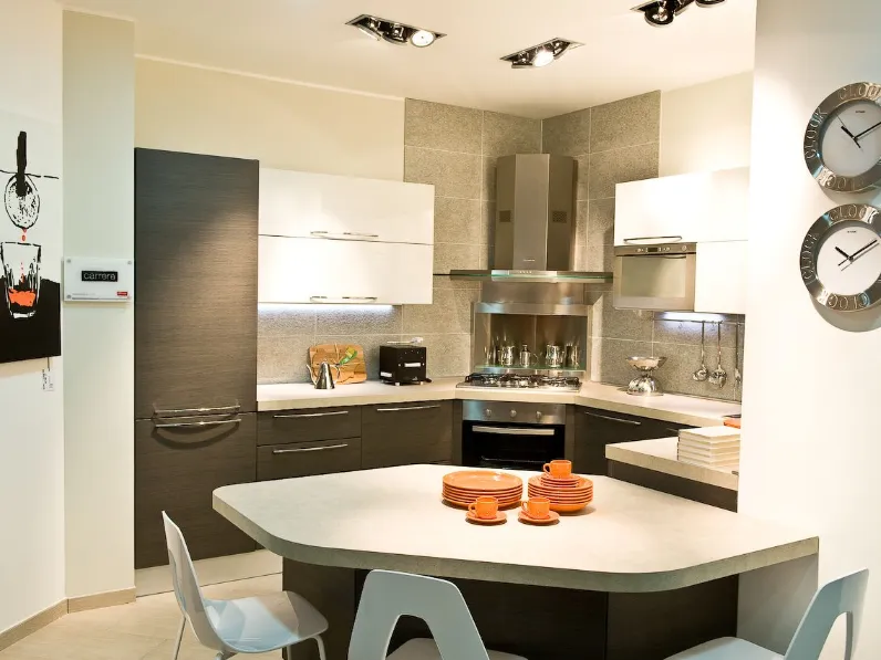 Cucina grigia moderna ad angolo Carrera  Veneta Cucine a soli 7590 Euro