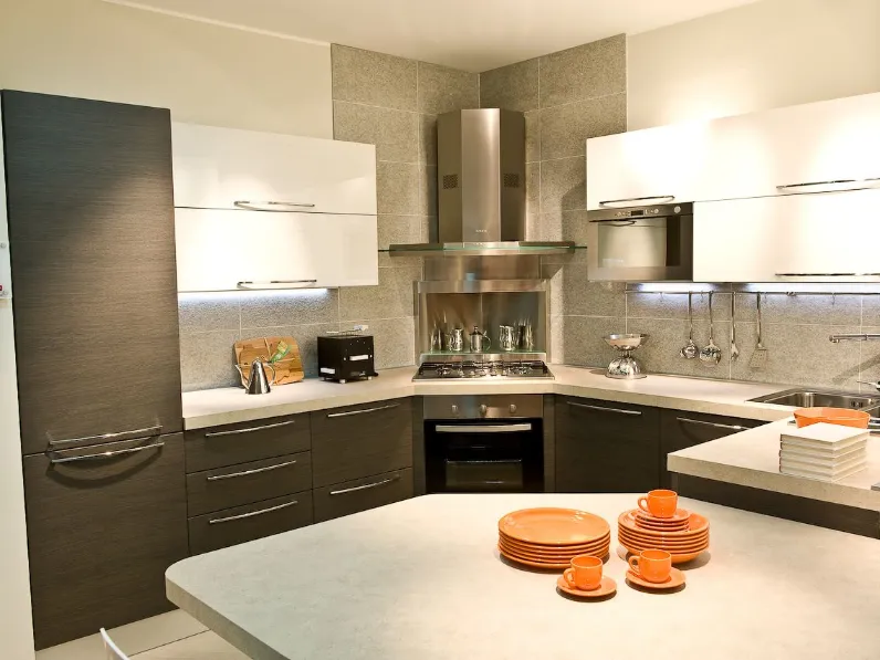 Cucina grigia moderna ad angolo Carrera  Veneta Cucine a soli 7590 Euro