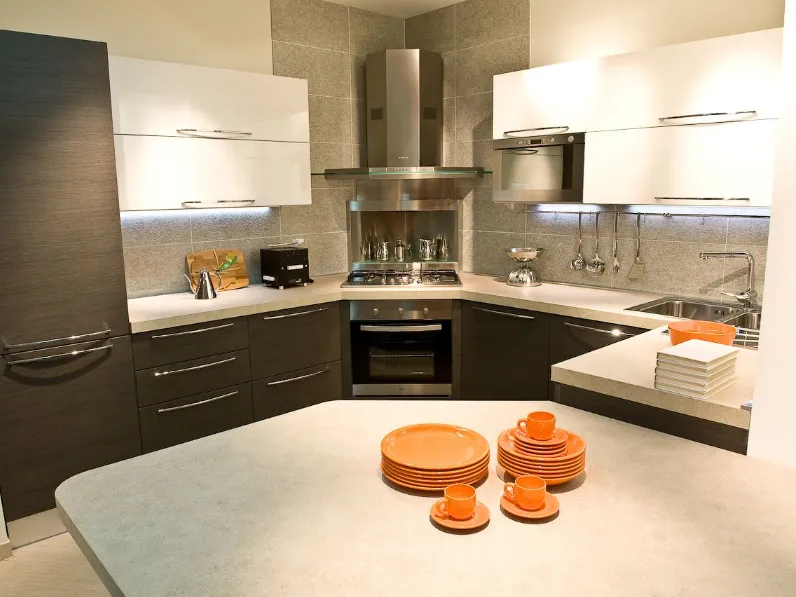 Cucina grigia moderna ad angolo Carrera  Veneta Cucine a soli 7590 Euro