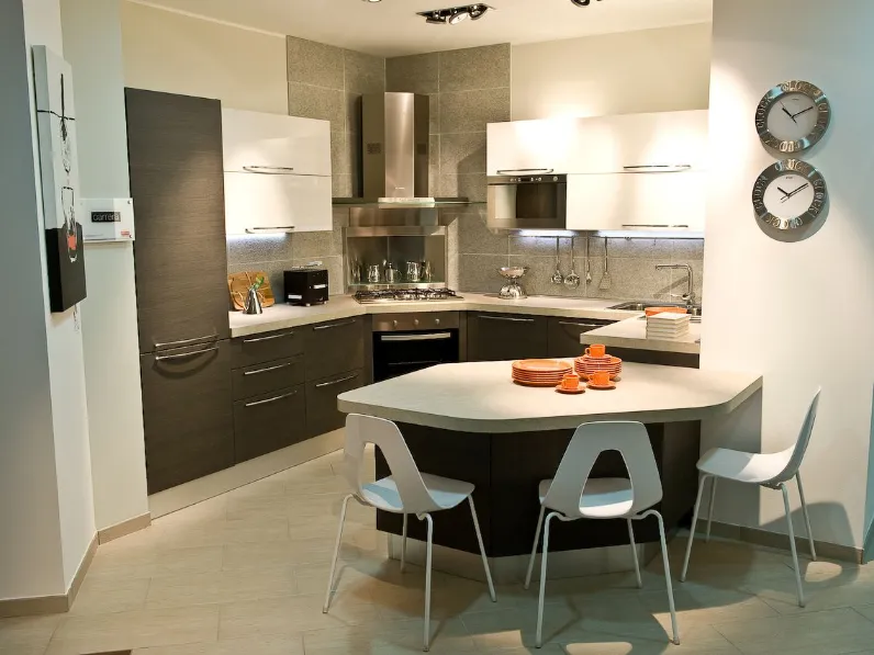Cucina grigia moderna ad angolo Carrera  Veneta Cucine a soli 7590 Euro