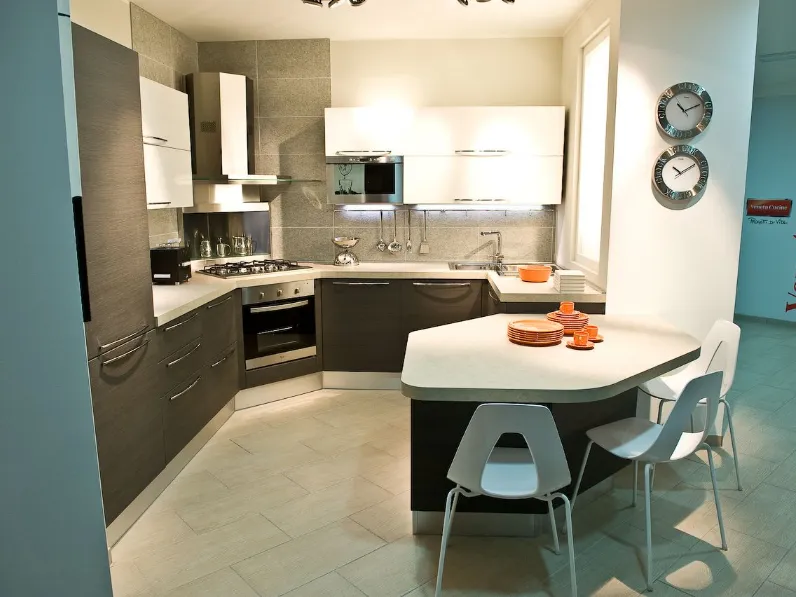 Cucina grigia moderna ad angolo Carrera  Veneta Cucine a soli 7590 Euro