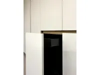 Cucina Cesar design con isola bianca in laminato opaco Maxima
