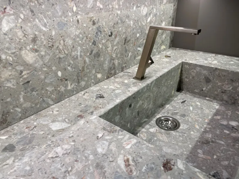 Cucina a prezzo scontato con penisola design Maxima Cesar