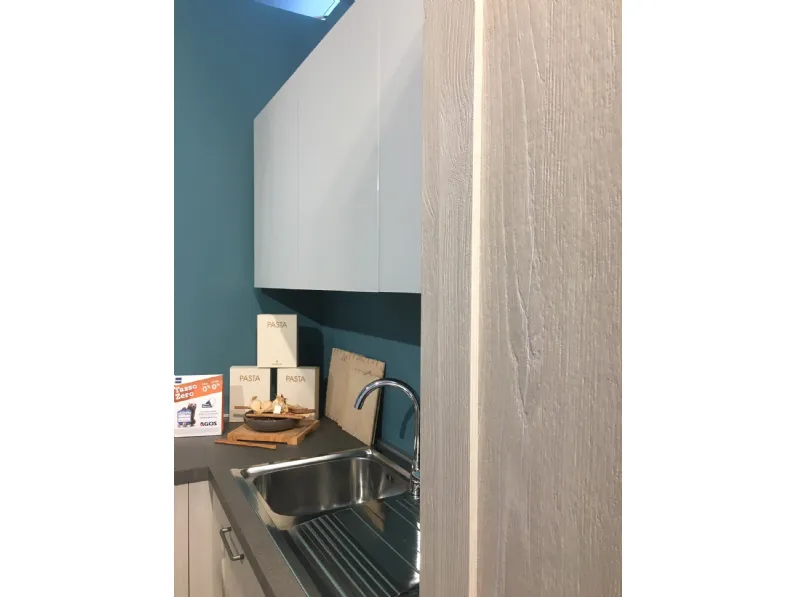 Cucina City-aliant moderna rovere chiaro ad angolo Stosa cucine