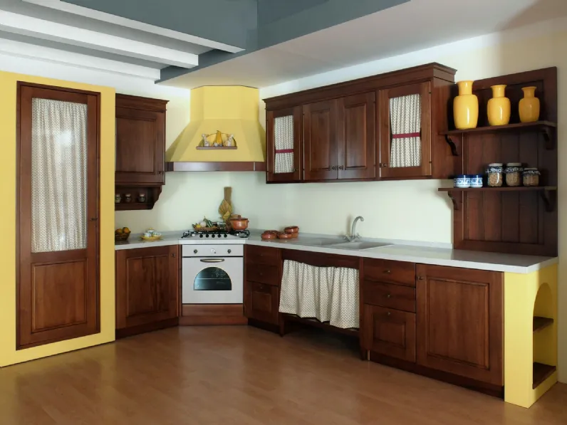 Cucina ad angolo in legno modello Legno massello ad un prezzo riservato 