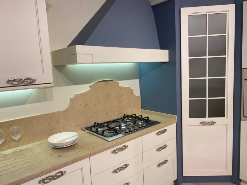 Cucina classica bianca Arrex ad angolo Sandy scontata