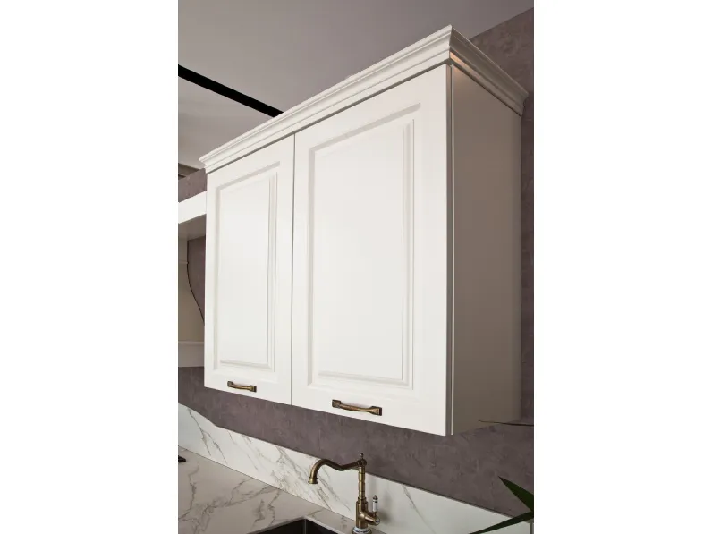 Cucina Mobilike Agnes Artigianale bianca classica a 8880€.