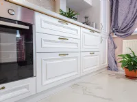 Scopri la Cucina Artigianale lineare Mobilike Ellen scontata del 30%!