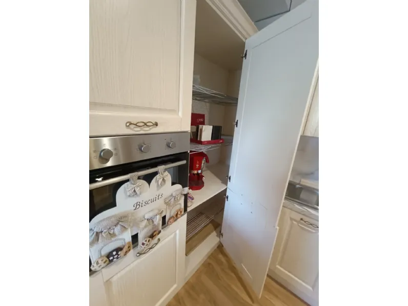 Cucina Opera classica bianca Colombini casa ad angolo scontata 61%