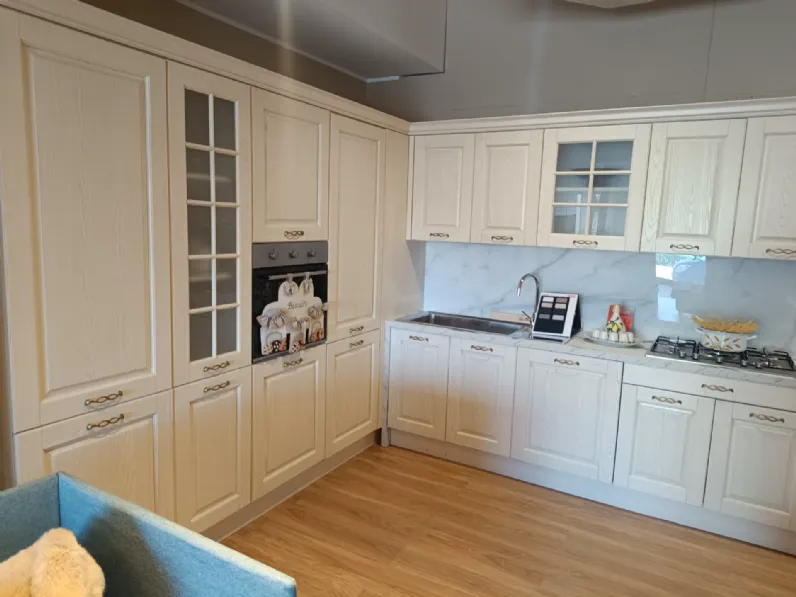 Cucina Opera classica bianca Colombini casa ad angolo scontata 61%