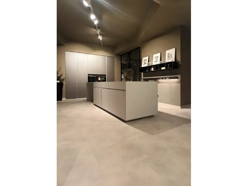 Cucina altri colori moderna con isola Cesar Cucina n elle a soli 18590 Euro