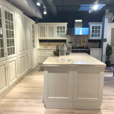Cucina Baltimora classica altri colori Scavolini con isola scontata 71%