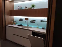 Cucina con isola in laccata opaco a prezzo scontato 53%