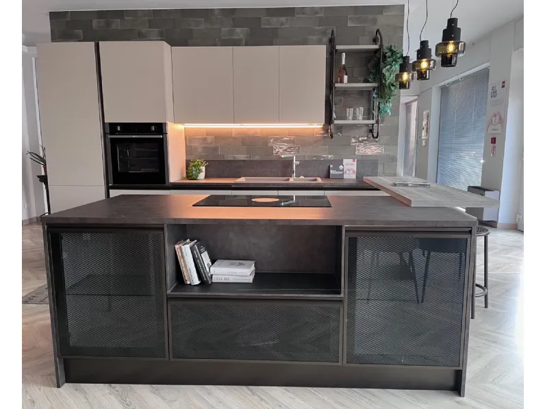 Cucina con isola industriale tortora Scavolini Diesel open workshop a soli 15000 Euro