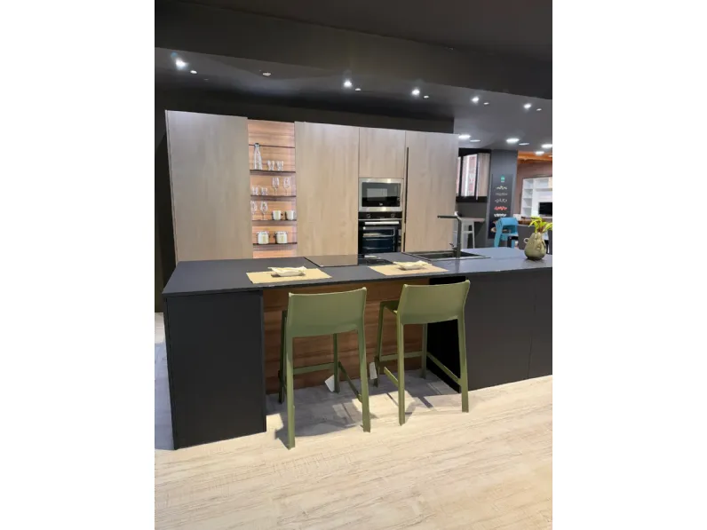 Cucina grigia moderna con isola Arredo3 Cucina kalì profilo a soli 8400 Euro