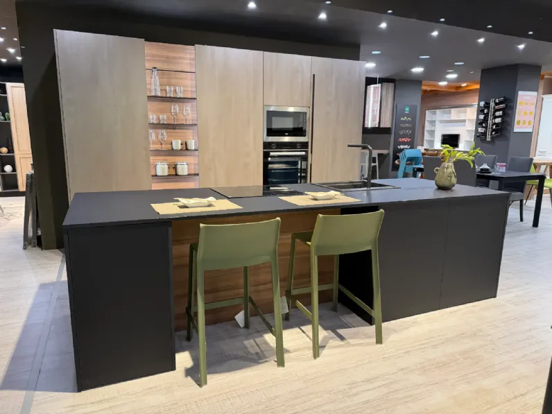 Cucina grigia moderna con isola Arredo3 Cucina kalì profilo a soli 8400 Euro