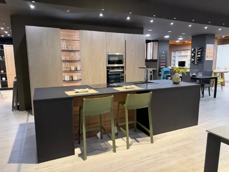 Cucina grigia moderna con isola Arredo3 Cucina kalì profilo a soli 8400 Euro