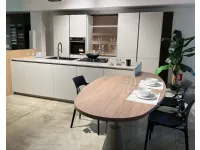 Cucina con isola in nobilitato tortora Metropolis a prezzo scontato