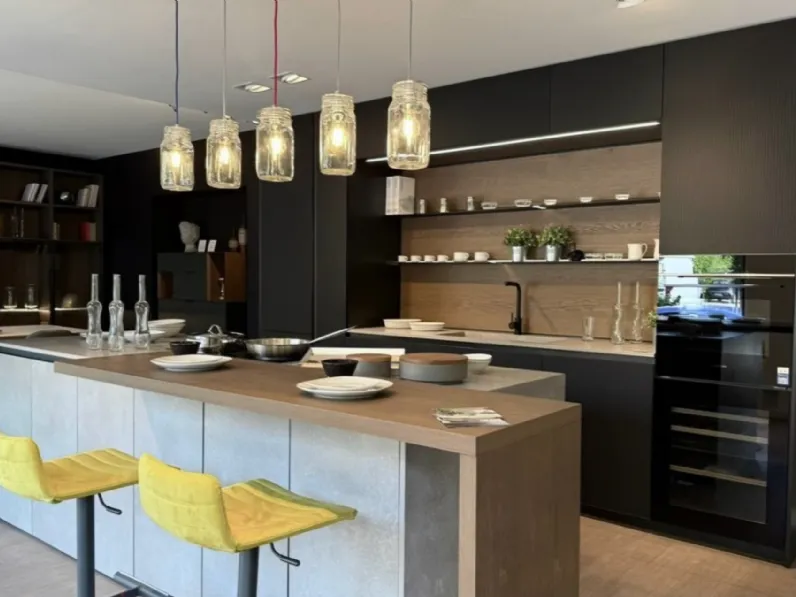 Cucina antracite moderna con isola Aliant Stosa a soli 21800 Euro