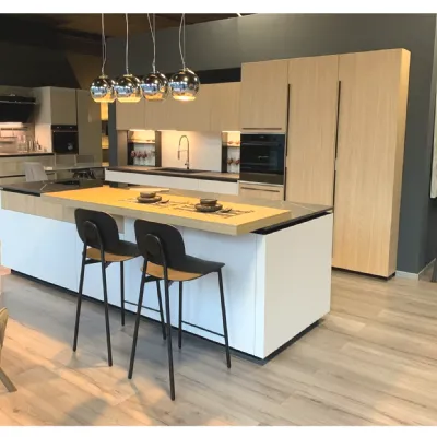 Cucina con isola moderna bianca Arredo3 Kal� a soli 11990 Euro