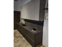 Cucina con isola moderna rovere moro Arredo3 Arredo3 kal� retta a soli 16000 Euro