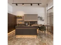 Cucina con isola moderna rovere moro Arredo3 Arredo3 kal� retta a soli 16000 Euro