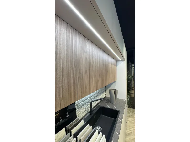 Cucina a PREZZI OUTLET in laminato materico Stosa -40%
