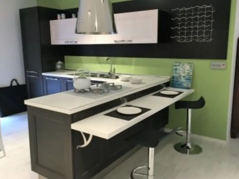 Cucina con penisola Geogia Lube cucine con un ribasso vantaggioso