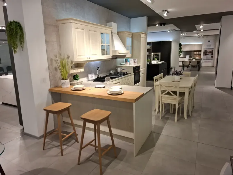 Cucina Cucina modello pavese di veneta cucine classica altri colori Veneta cucine con penisola scontata 50%