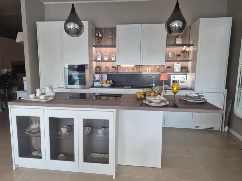 Cucina a PREZZI OUTLET in laccata opaco Euromobil -40%