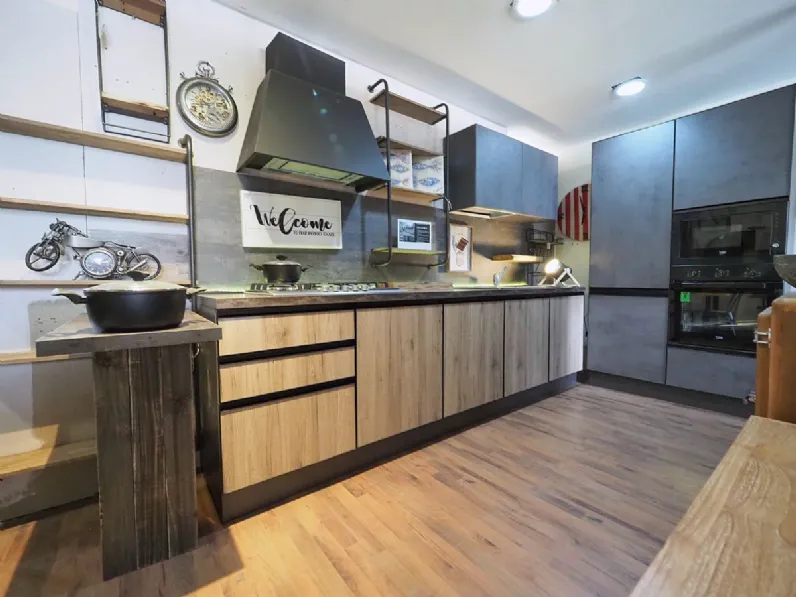 Cucina rovere chiaro industriale con penisola Cucina industrial colonne e piano snack  Collezione esclusiva a soli 3890