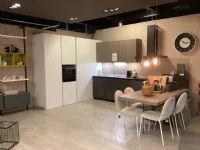 Cucina Arrital moderna con penisola altri colori in laminato materico Cucina angolare con penisola 
