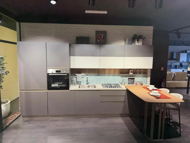 Cucina con penisola in laminato materico altri colori Tablet head a prezzo ribassato