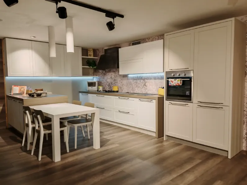 Cucina bianca moderna con penisola Arredo3 Frame a soli 9900