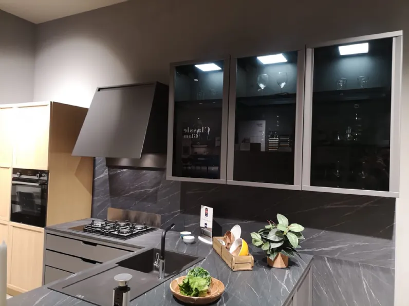Cucina grigio moderna con penisola Stosa Newport a soli 9900