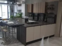 Cucina con penisola in nobilitato altri colori Murano a prezzo ribassato