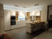 Cucina bianca moderna con penisola Veneta cucine Lounge a soli 12700